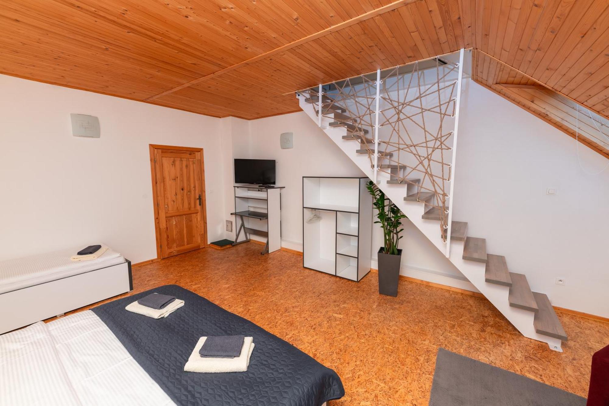 Penzion Ruzbasky Stara Lesna Exterior photo